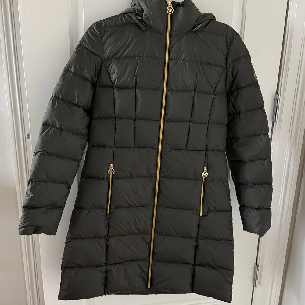 Michael Kors coat Puffer down jacket size small nwot Dark olive green